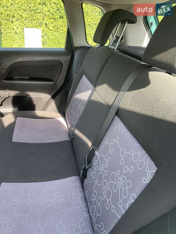 Хэтчбек Ford Fiesta 2006 в Одессе фото 37 Хэтчбек Ford Fiesta 2006 в Одессе