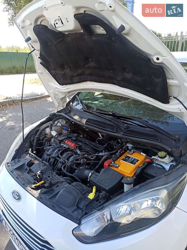Седан Ford Fiesta 2017 в Киеве фото 14 Седан Ford Fiesta 2017 в Киеве