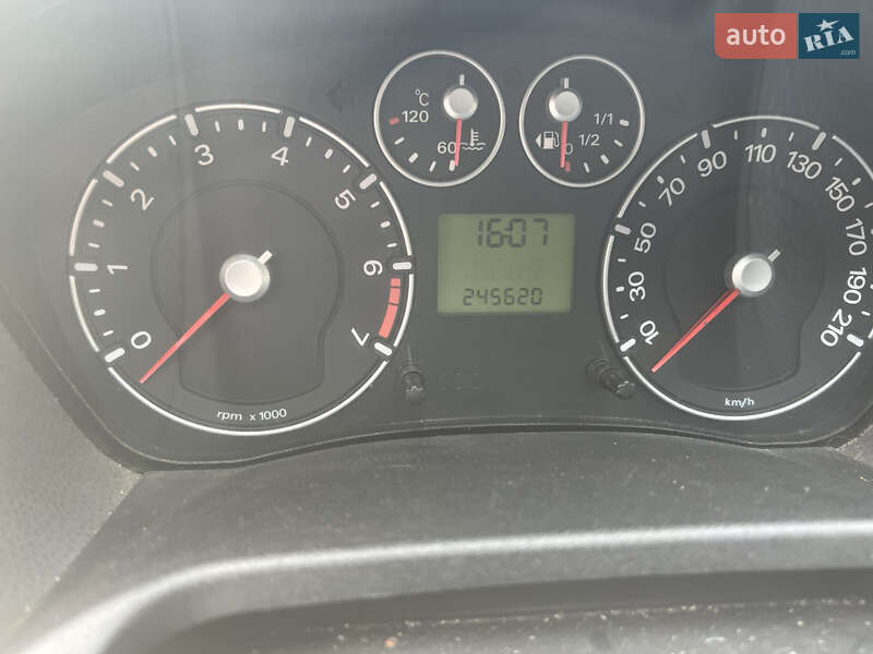 Хетчбек Ford Fiesta 2006 в Хмельницькому