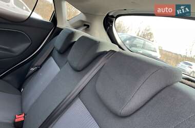 Хэтчбек Ford Fiesta 2011 в Пустомытах