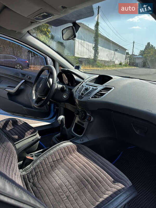 Хэтчбек Ford Fiesta 2010 в Одессе фото 6 Хэтчбек Ford Fiesta 2010 в Одессе