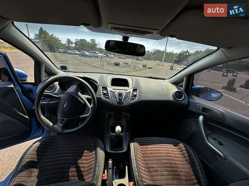Хэтчбек Ford Fiesta 2010 в Одессе фото 8 Хэтчбек Ford Fiesta 2010 в Одессе