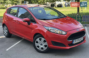 Хэтчбек Ford Fiesta 2016 в 