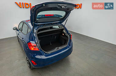 Хетчбек Ford Fiesta 2018 в  фото 8 Хетчбек Ford Fiesta 2018 в