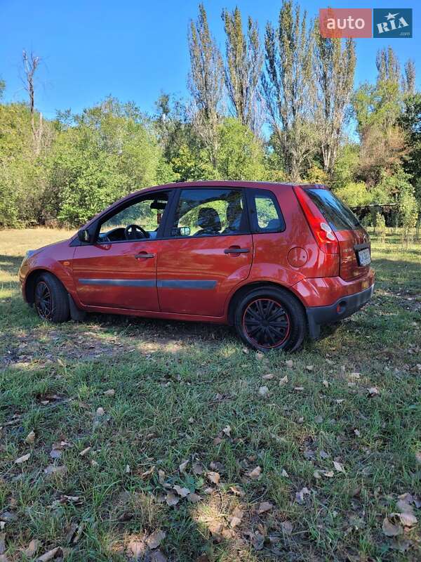 Хэтчбек Ford Fiesta 2006 в Запорожье фото 11 Хэтчбек Ford Fiesta 2006 в Запорожье
