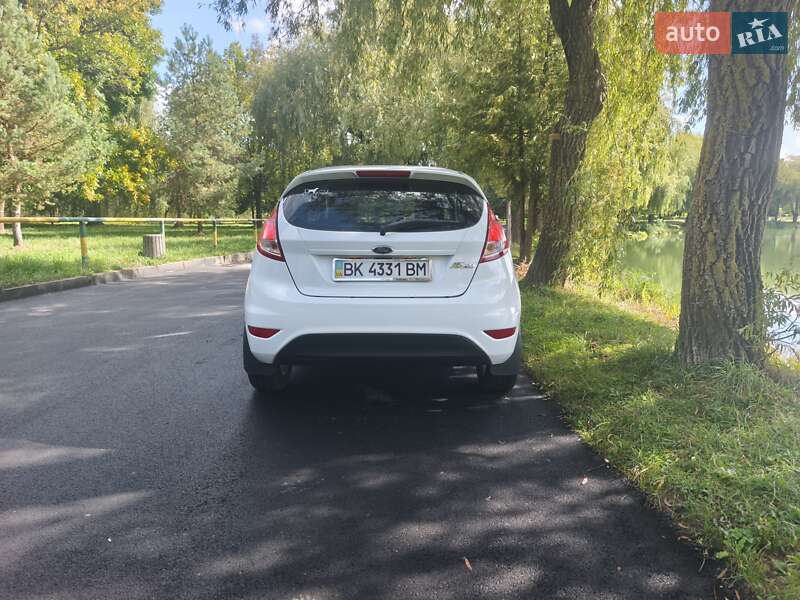 Хэтчбек Ford Fiesta 2014 в Ровно фото 7 Хэтчбек Ford Fiesta 2014 в Ровно