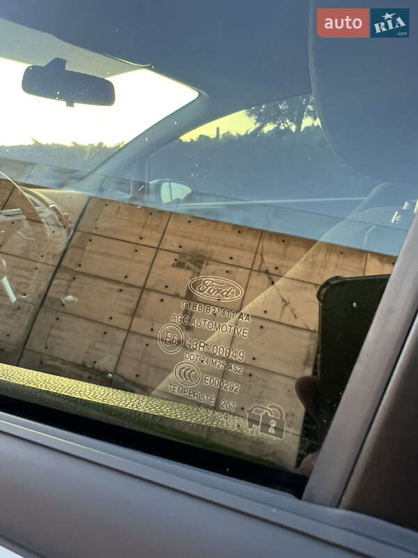 Хэтчбек Ford Fiesta 2014 в Киеве фото 13 Хэтчбек Ford Fiesta 2014 в Киеве