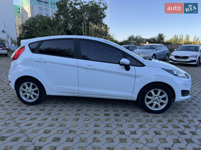 Хэтчбек Ford Fiesta 2014 в Борисполе