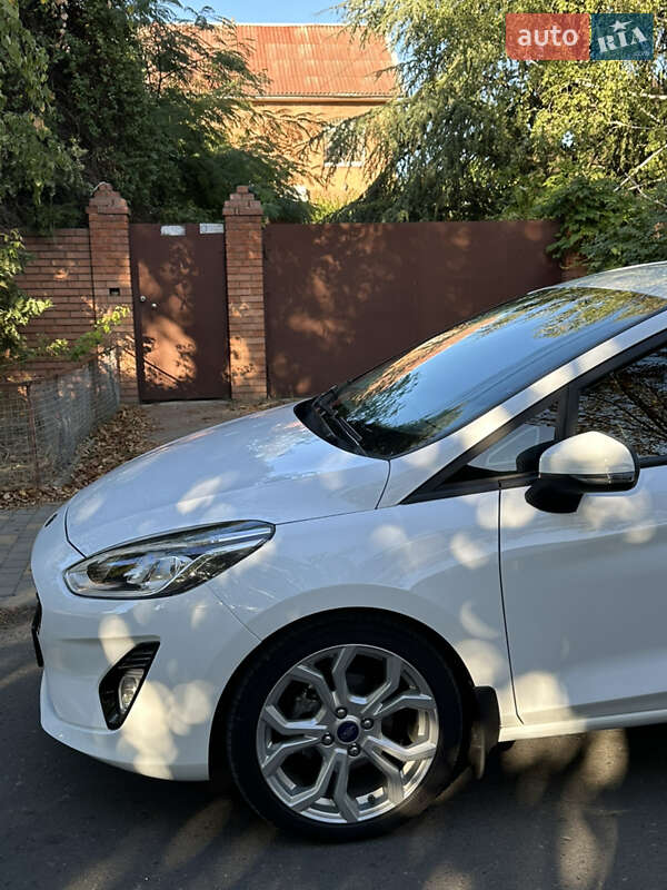 Хэтчбек Ford Fiesta 2018 в Одессе