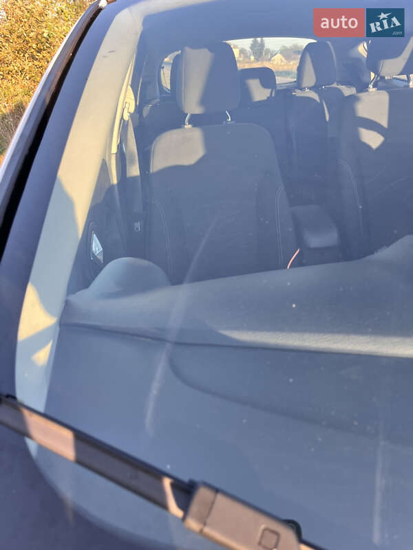 Хэтчбек Ford Fiesta 2015 в Львове