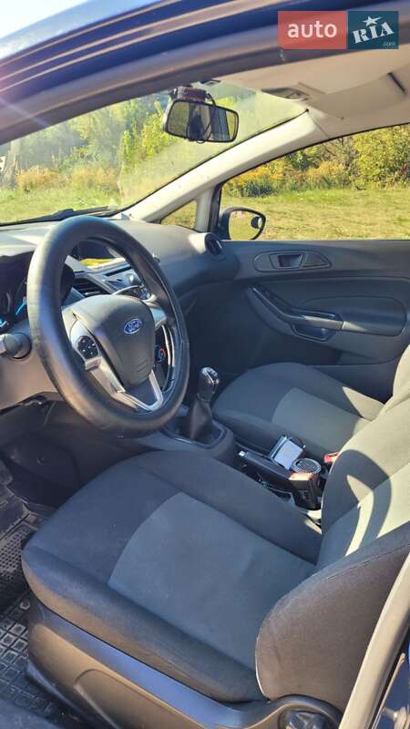 Хетчбек Ford Fiesta 2013 в Шостці