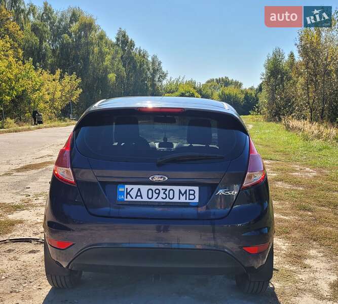 Хетчбек Ford Fiesta 2013 в Шостці