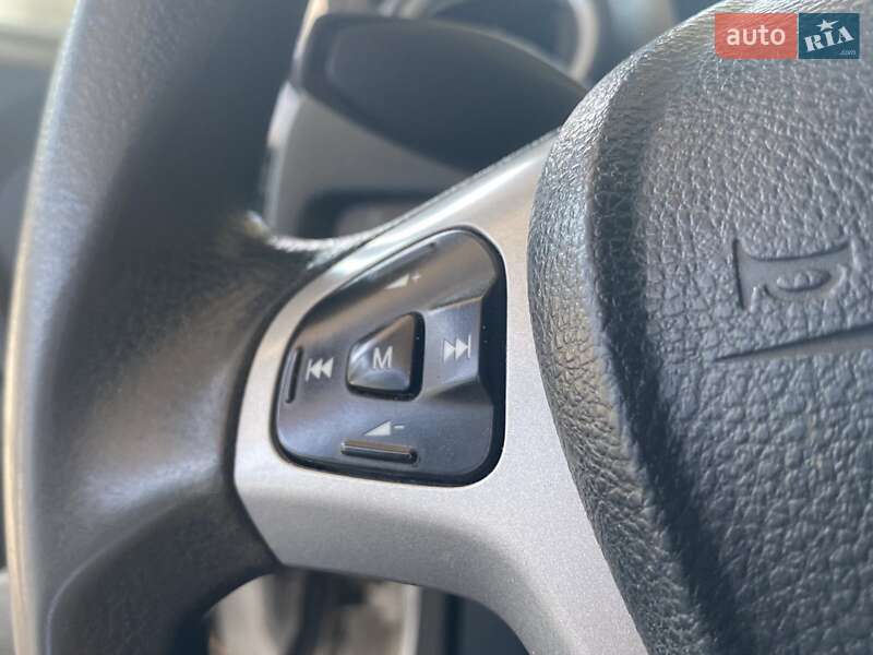 Хэтчбек Ford Fiesta 2012 в Николаеве