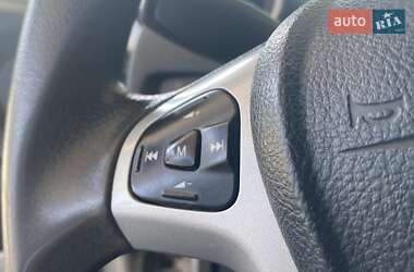 Хэтчбек Ford Fiesta 2012 в 