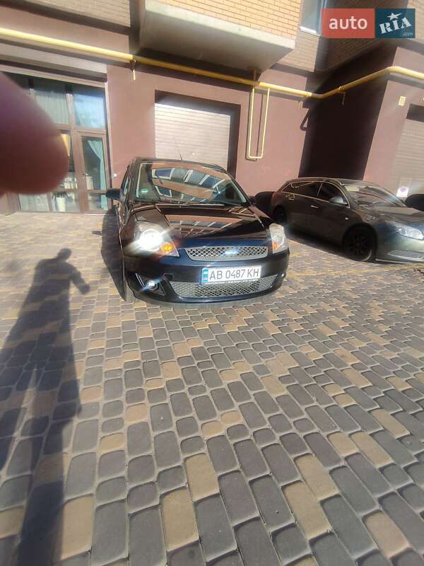 Хэтчбек Ford Fiesta 2007 в Виннице