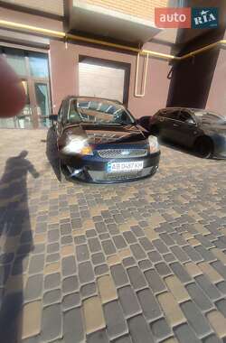 Хэтчбек Ford Fiesta 2007 в 