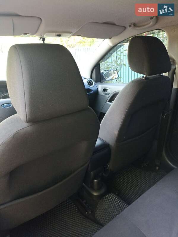 Хэтчбек Ford Fiesta 2007 в Виннице