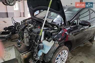 Хэтчбек Ford Fiesta 2013 в 