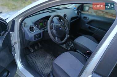 Хэтчбек Ford Fiesta 2008 в 