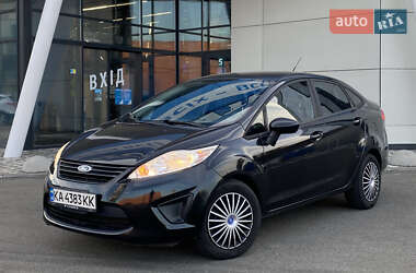 Седан Ford Fiesta 2013 в Киеве