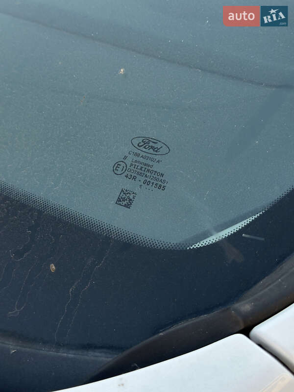 Хэтчбек Ford Fiesta 2014 в Запорожье фото 7 Хэтчбек Ford Fiesta 2014 в Запорожье