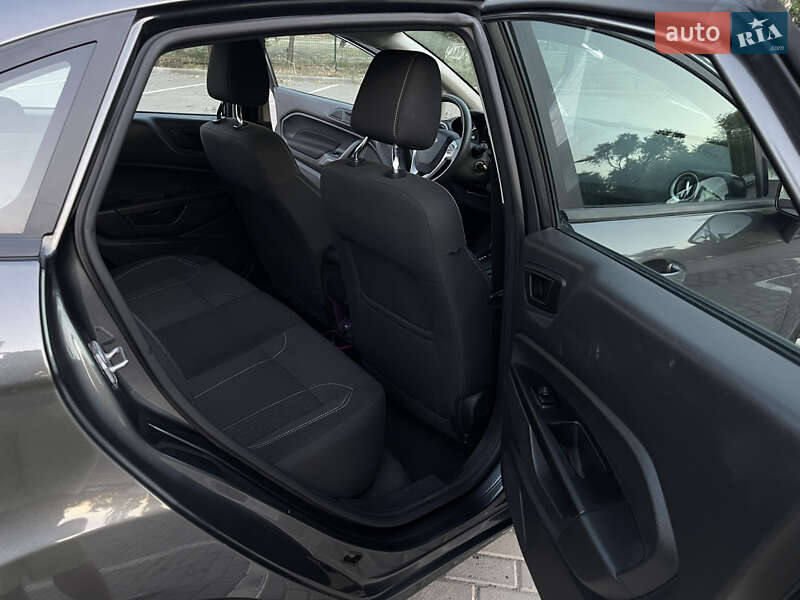 Седан Ford Fiesta 2019 в Запорожье