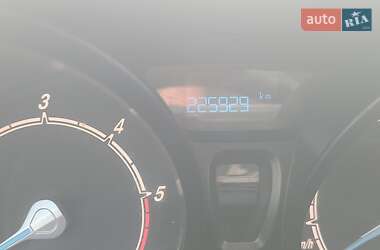 Хетчбек Ford Fiesta 2013 в 
