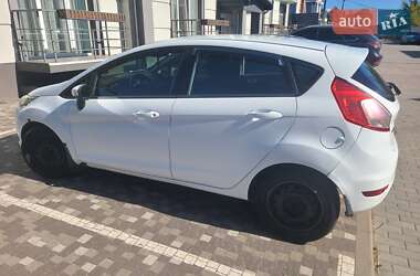 Хетчбек Ford Fiesta 2013 в 