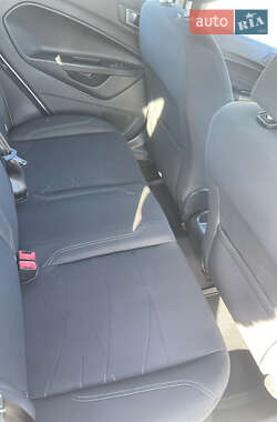 Хэтчбек Ford Fiesta 2014 в 
