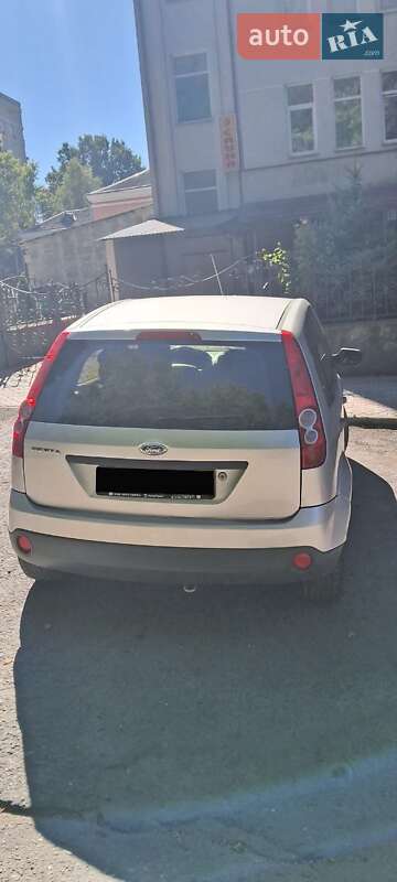 Хэтчбек Ford Fiesta 2008 в Каменец-Подольском