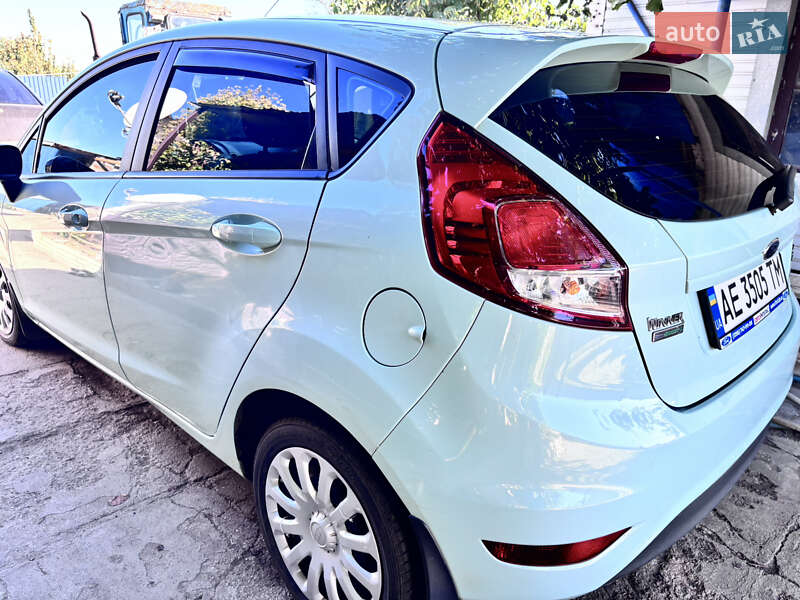 Хэтчбек Ford Fiesta 2016 в Павлограде
