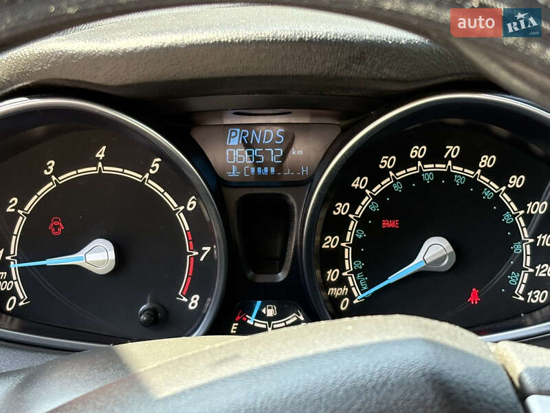 Хэтчбек Ford Fiesta 2014 в Львове