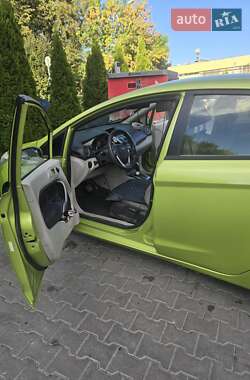 Седан Ford Fiesta 2013 в 