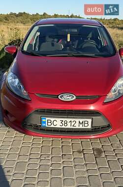 Хэтчбек Ford Fiesta 2012 в Львове