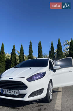 Хэтчбек Ford Fiesta 2014 в 