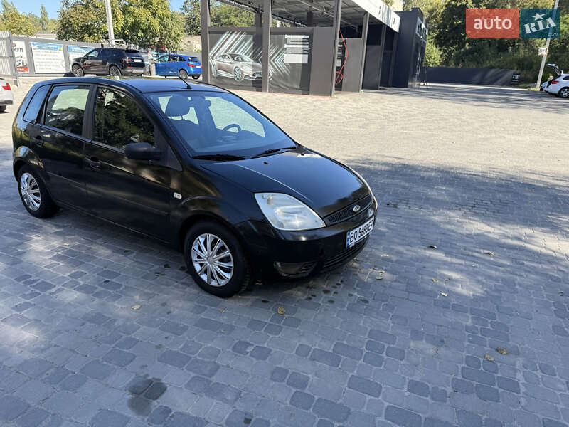 Хэтчбек Ford Fiesta 2005 в Тернополе