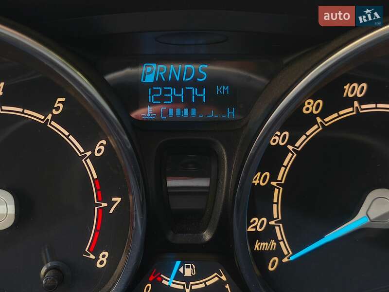 Хэтчбек Ford Fiesta 2013 в Днепре