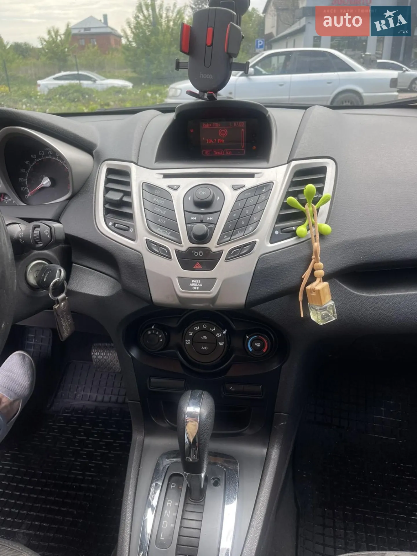 2011 Ford Fiesta - мініатюра 5
