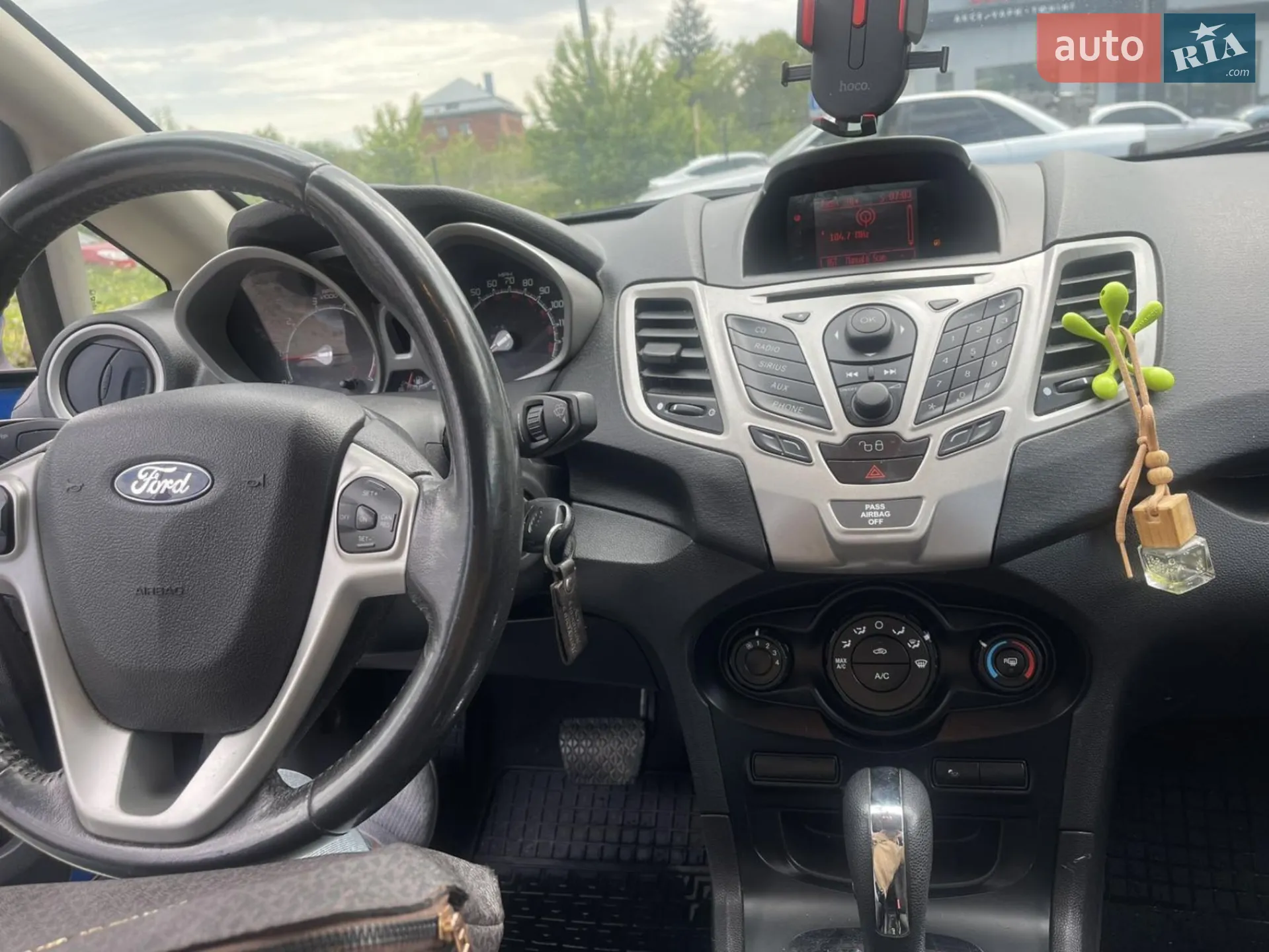 2011 Ford Fiesta - мініатюра 9