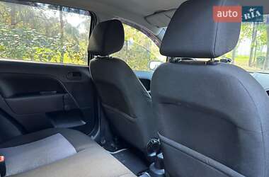 Хэтчбек Ford Fiesta 2008 в 
