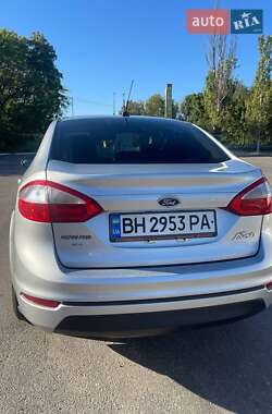 Седан Ford Fiesta 2014 в Одессе