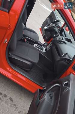 Хэтчбек Ford Fiesta 2014 в 