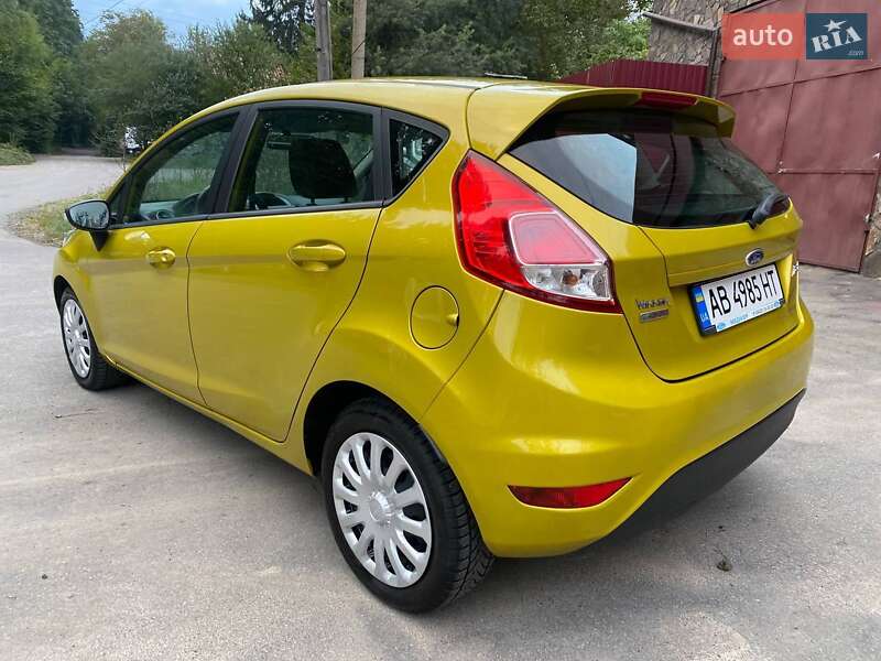 Хэтчбек Ford Fiesta 2013 в Виннице