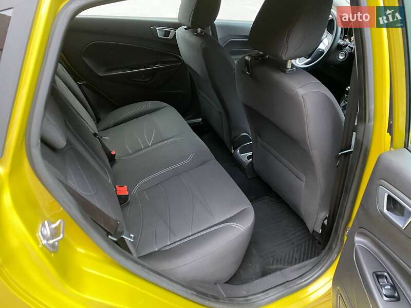 Хэтчбек Ford Fiesta 2013 в Виннице