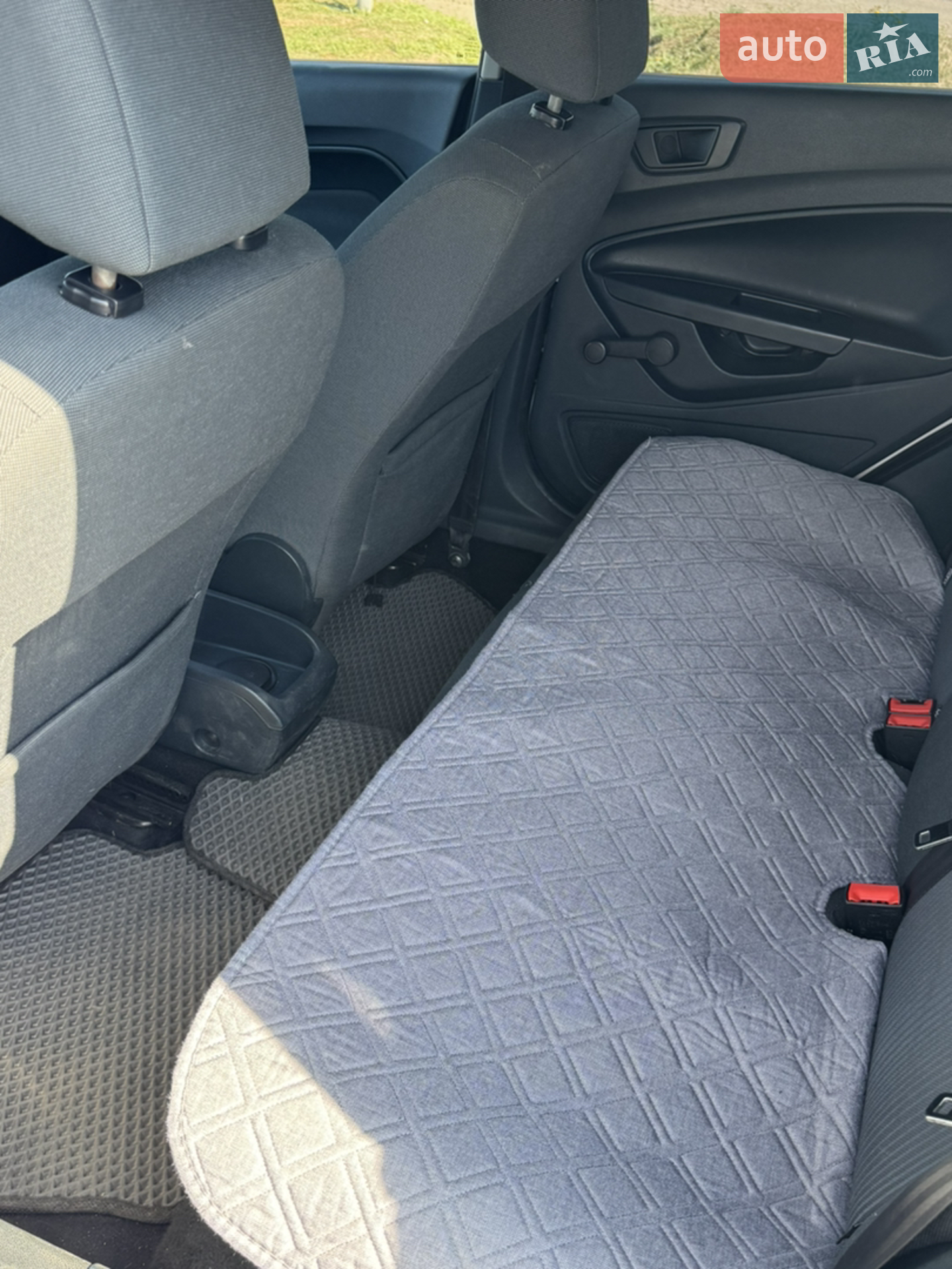 2012 Ford Fiesta - мініатюра 6