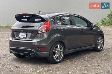 Хэтчбек Ford Fiesta 2017 в Киеве