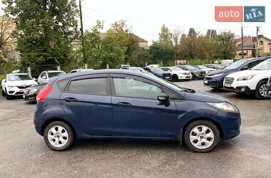 Хэтчбек Ford Fiesta 2012 в 