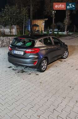 Хэтчбек Ford Fiesta 2019 в 