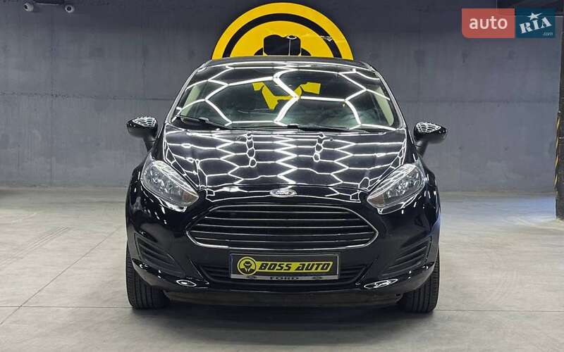 Хэтчбек Ford Fiesta 2017 в Черновцах