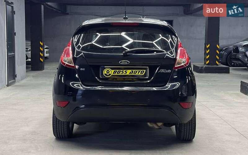 Хэтчбек Ford Fiesta 2017 в Черновцах